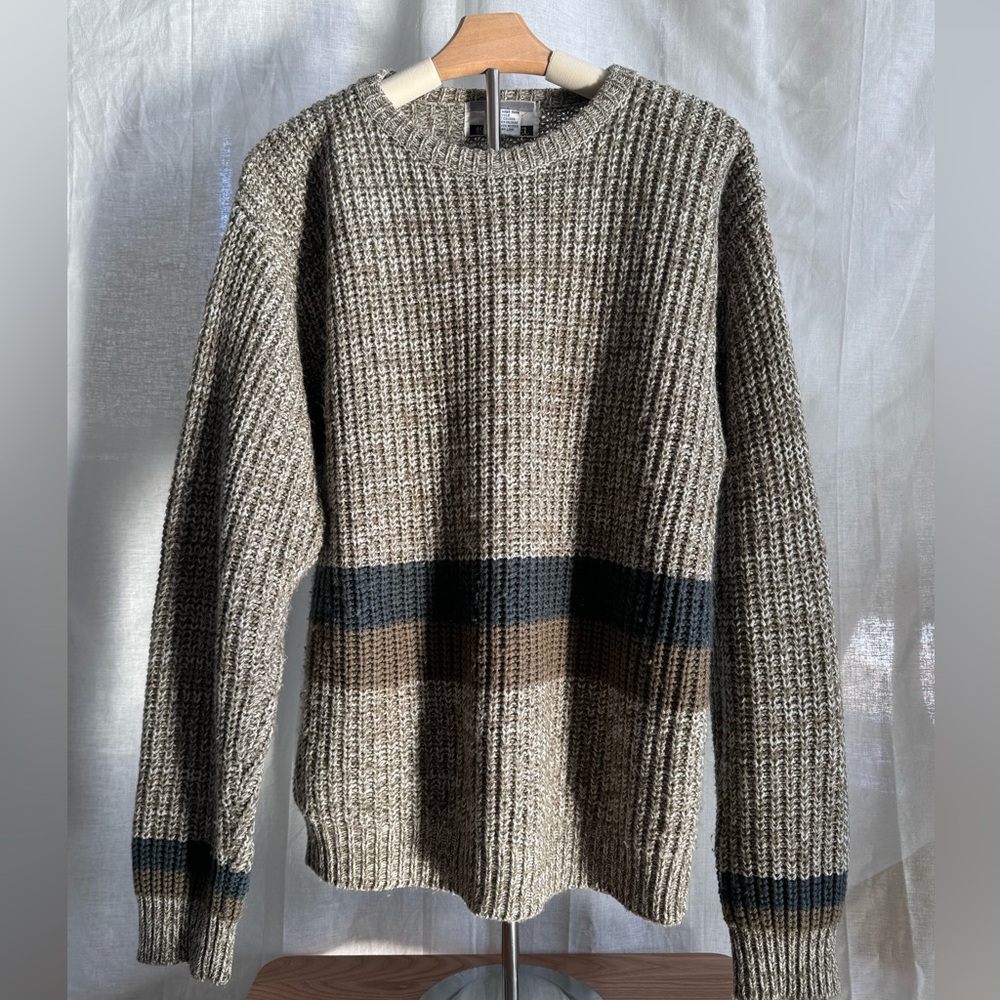 Vintage 49th Paralel Crewneck Sweater. Size Medium.